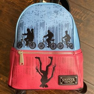 NWT rare design Netflix stranger things Loungfly mini backpack